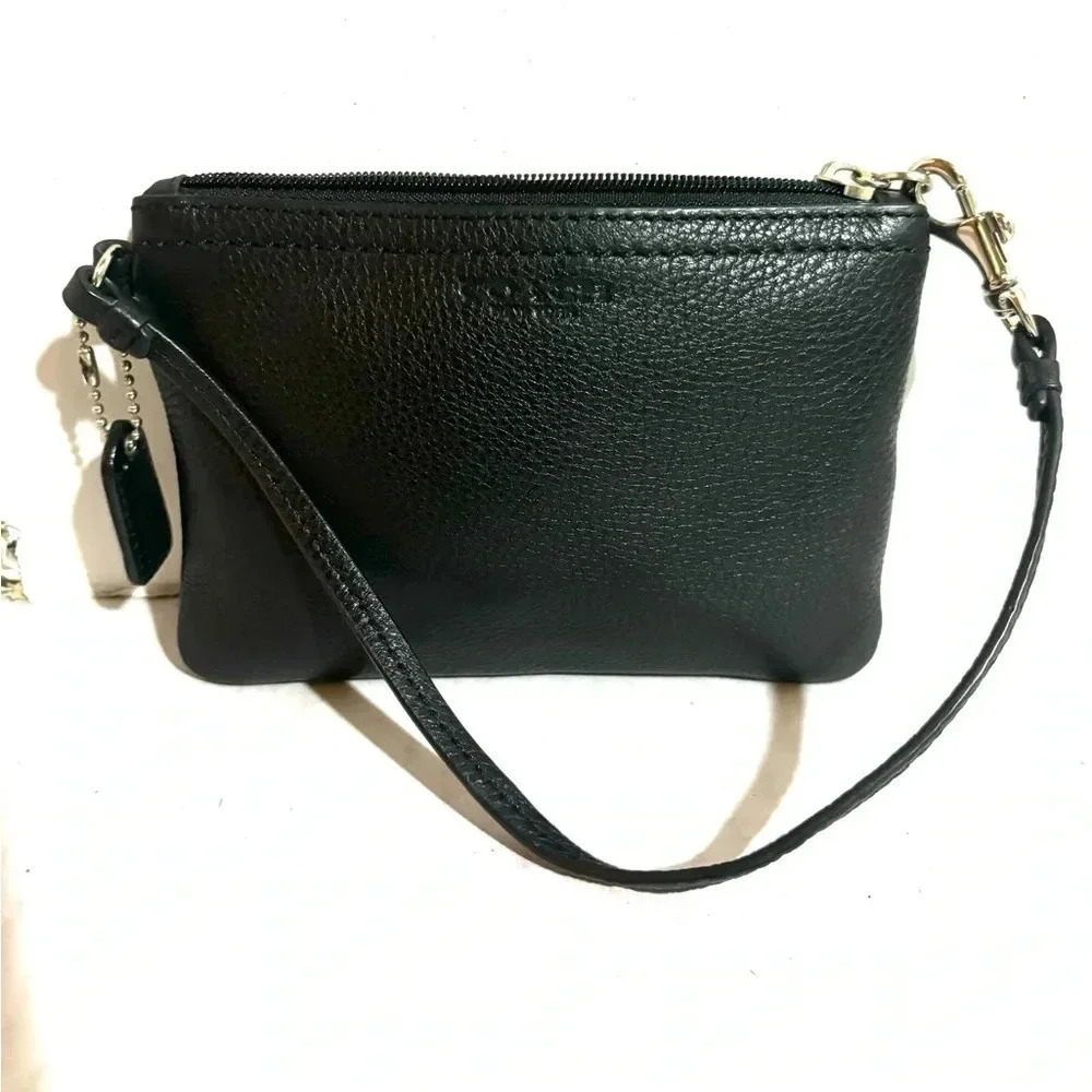 Coach vintage black leather wristlet wallet